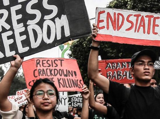 Filipino students join protest in Baguio denouncing the suppression of press freedom, February 2018.
