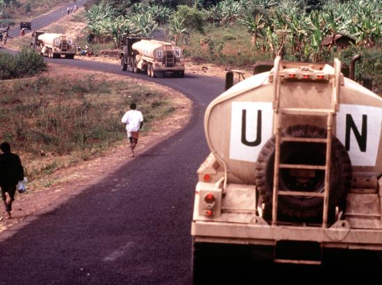 UN aid arrives at Rwanda borders, summer 1994