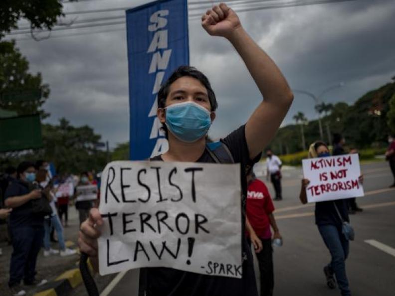 demonstrator in facemask on July 4, 2020 in Manila