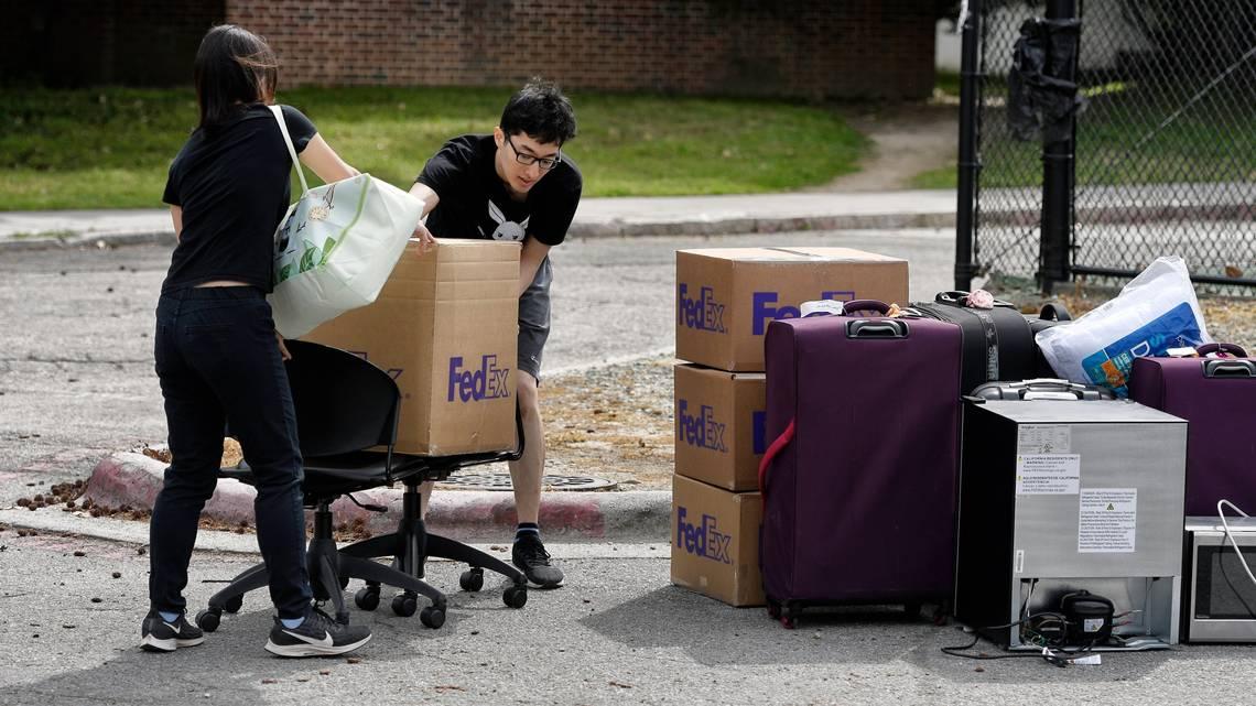 International freshmen students move out of their dorm at Duke University. March 15, 2020.