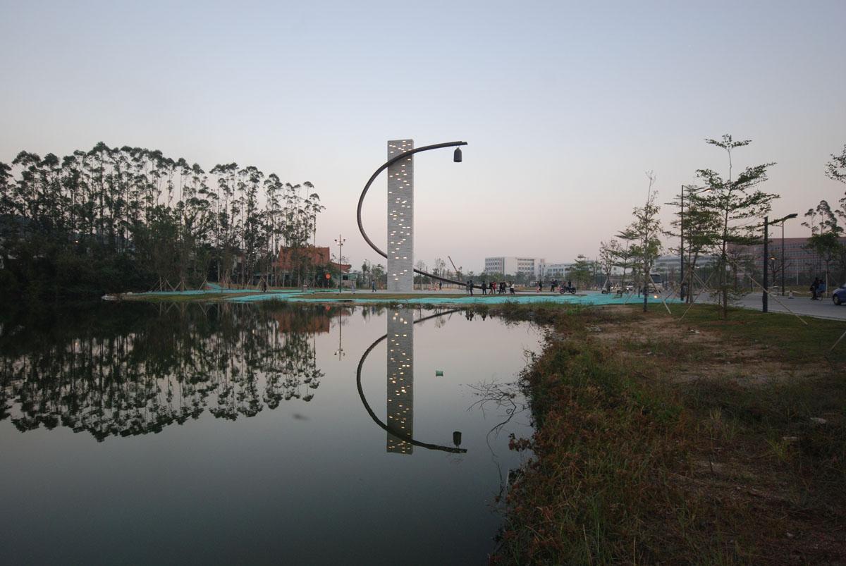 Shantou University bell tower, by Maya Lin