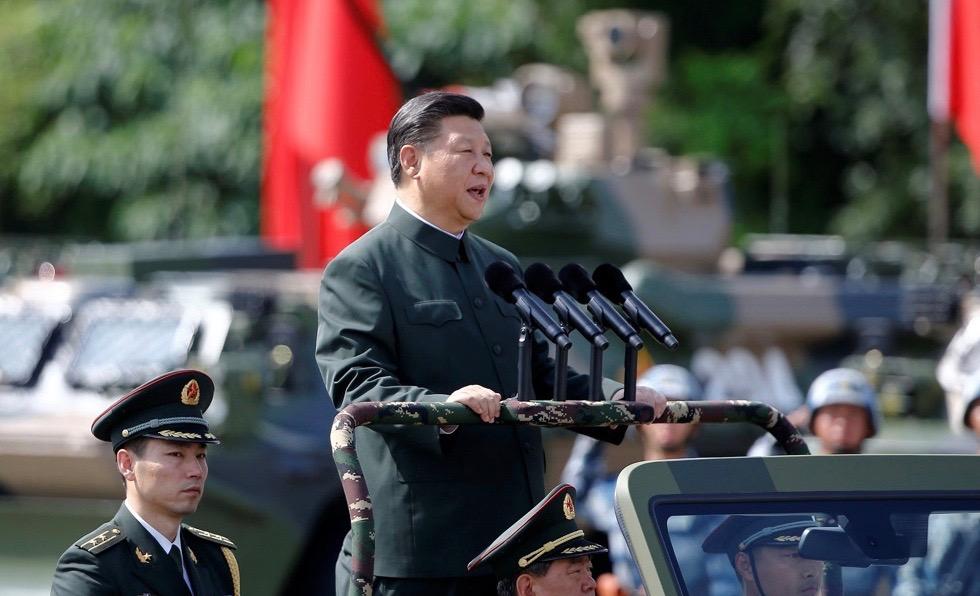 Chinese President Xi Jinping inspects troops at the People's Liberation Army (PLA) Hong Kong Garrison (June 30, 2017)